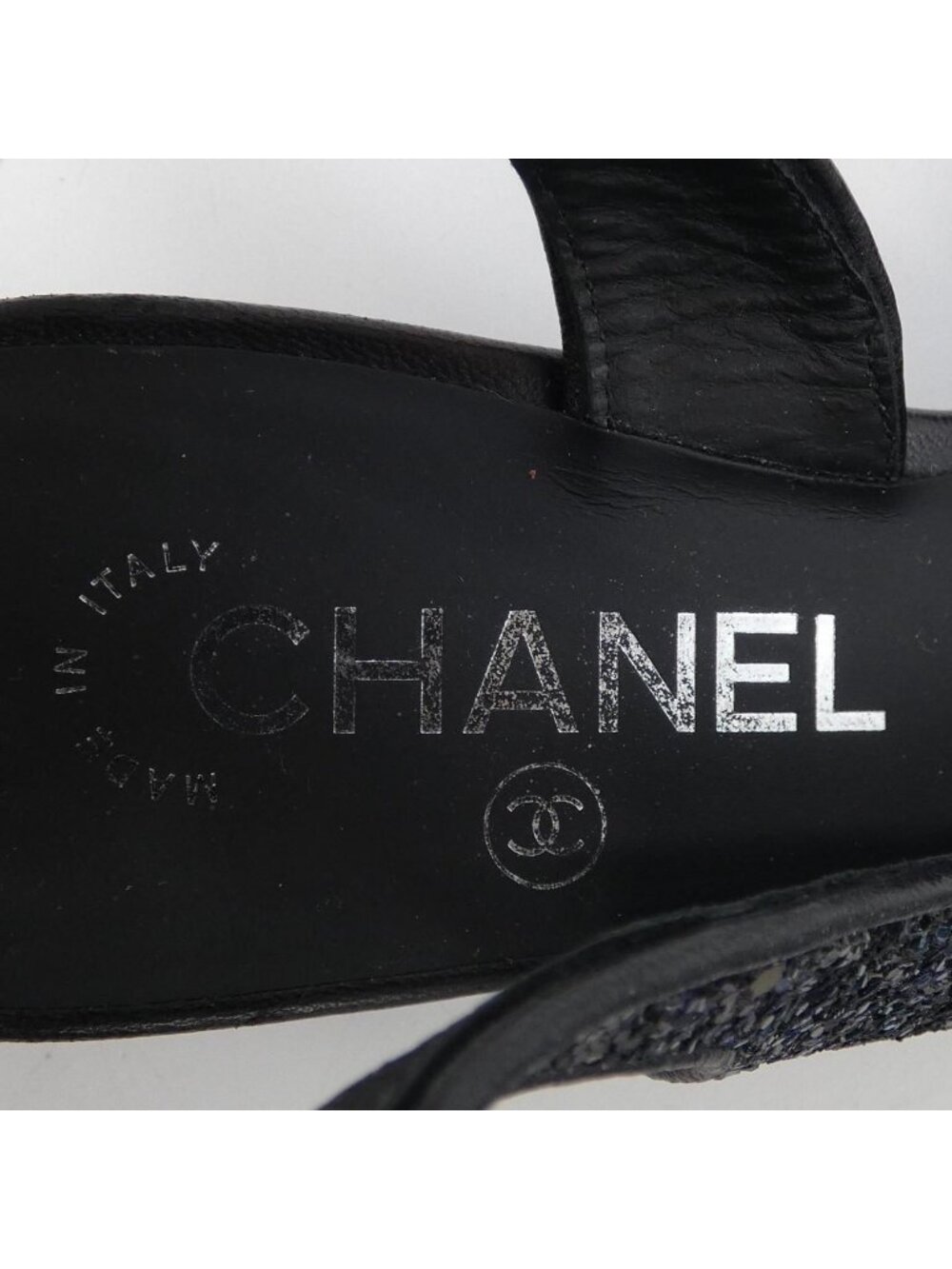 Chanel Open Shoes - Picture 5 of 6